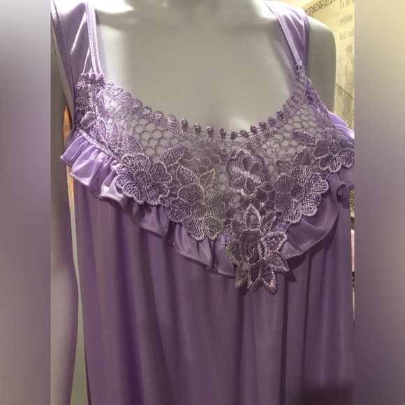 Lavender Lace Trim Nightgown
Vintage - Picture 4 of 10